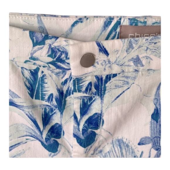 Chico's 16 Denim Jeans Plus Girlfriend Ankle 3 Pants Boho Palm Resort White blue - Picture 2 of 11